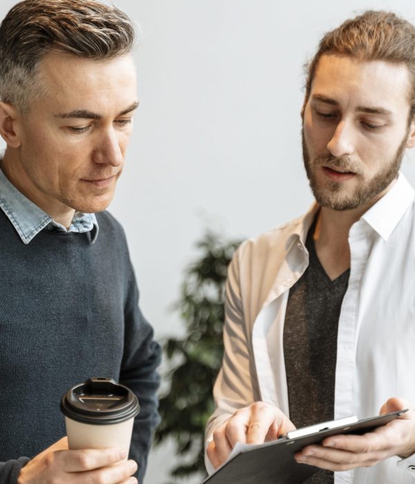 young-businesspeople-working